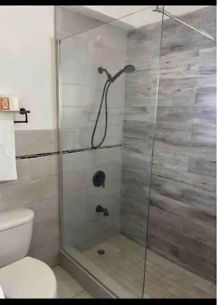 Oasis 1 Bedroom Kensington Cres Kingston